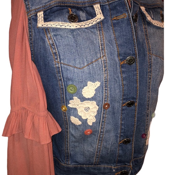 Upcycled Handmade Vintage Hippie Boho Denim Vest - Picture 5 of 15